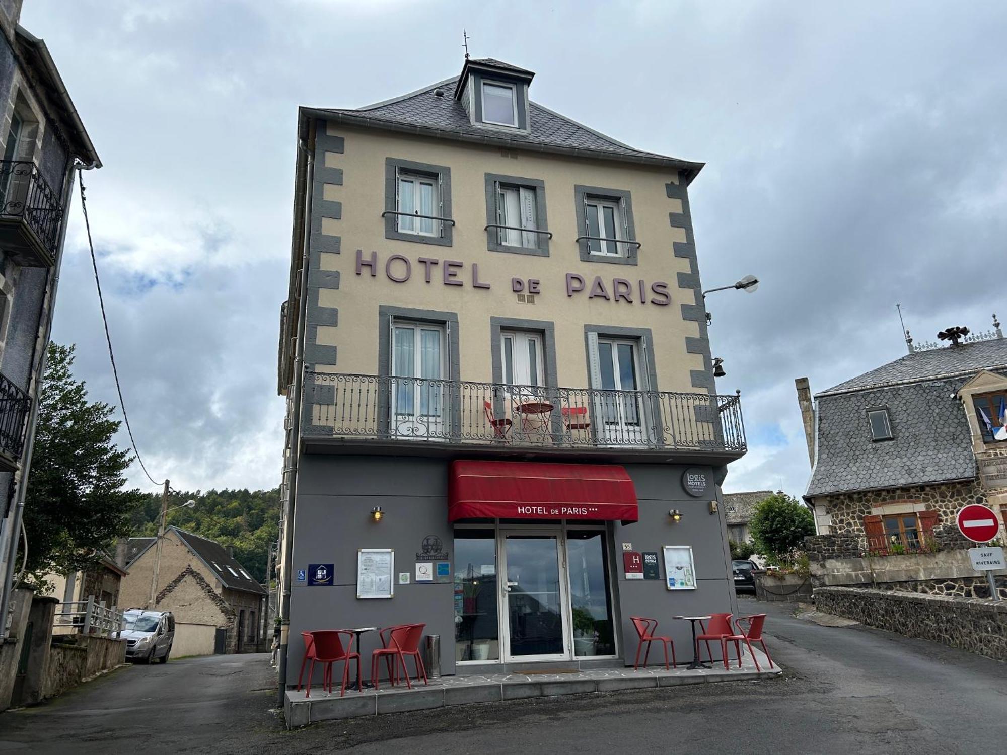 Logis Hotel De Paris Murol Exteriör bild